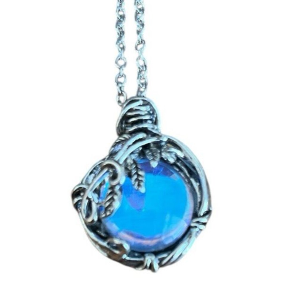 Vintage Blue Gem Pendant Leaf Wrap Necklace Retro Alloy Jewelry Gift 18"